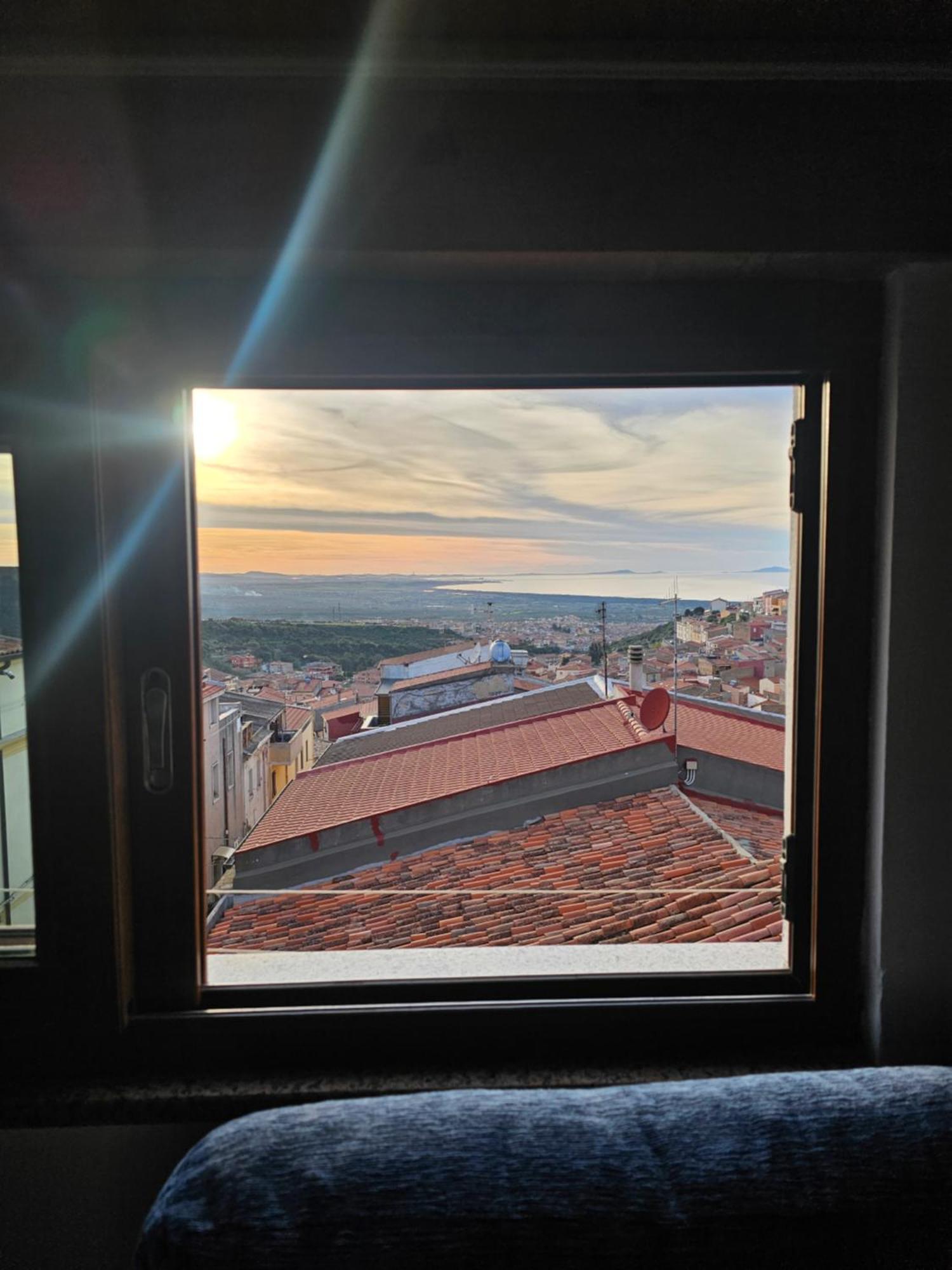 The Sun'S Kiss Villa Sennori ภายนอก รูปภาพ